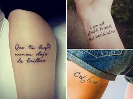 80 Frases De Tatuajes Para Mujeres Frases En Espanol Ingles Y Frances Blogmujeres Com Si estas por hacerte un tatuajes, te traemos algunas frases de tatuajes en espanol para darte una idea. 80 frases de tatuajes para mujeres
