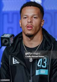 Joshua Paschal #DL38 of the Kentucky Wildcats runs a drill during the...  News Photo