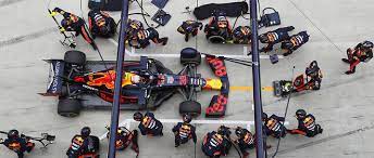 De stand f1 is natuurlijk het hele jaar door spannend. Formule 1 1 Sec Et 88 100 Pour Changer Quatre Roues Automobile