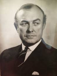 English and Drama blog: May 2016