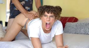 Kitty Gets Stuffed and Cum Loaded - Deepthroat Action