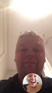 Gabriella Berg (@beellabeerg)