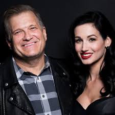 Drew Carey Opens Up About Tragic Death of Former Fiancée Amie Harwick