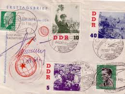 Diese seite bietet ihnen einen kurzen überblick der wertvollsten deutschen und ausländischen briefmarken. Seltene Ddr Briefmarken Pappchinese Und Schlimme Finger Der Spiegel