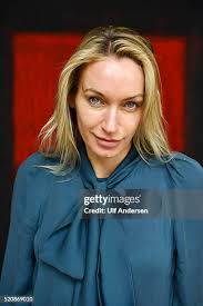 404 Lisa Lyons Stock Photos, High-Res Pictures, and Images