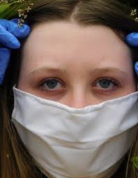 Lindsay Stephenson's Instagram, Twitter & Facebook