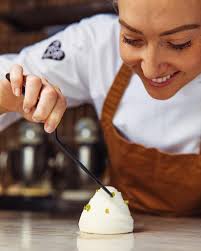Coffee Pecan Breakfast Muffins 😍☕️ A lovely little bake for Sunday  morning. Bake these today for a batch to do you a few days or freeze them  for