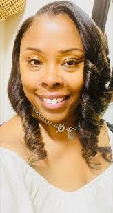 Stephanie Stannard's Instagram, Twitter & Facebook