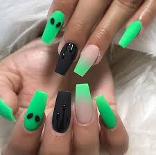 Fevicryl neon green acrylic colours they are vibrant and brilliant to paint with. 43 Neon Green Nails To Inspire Your Summer Manicure Stayglam