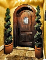 Custom Old World Door With Speakeasy Wood Entry Luoghi Decorazioni Magione