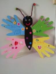 La fête des grands mères se fête chaque année le premier dimanche de mars. Pin By Lucie On Enfant Butterfly Crafts Crafts For Kids Crafts