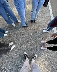 Our October trip was delicious & spooky 🤩🎃 @thepubchipshop has authentic  fish & chips, delicious donuts, and some spooky history 👻 The atmosphere  was amazing, and owner Drew Topping had the coolest