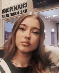 Maksud Lyric Mariana Mariana