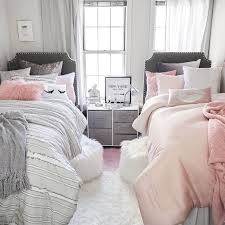 Shared bedroom ideas for teenage sisters. Teenage Girls Bedrooms For Twins Trendecors