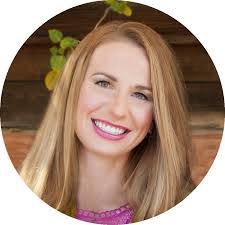 Pamela Stott's Instagram, Twitter & Facebook