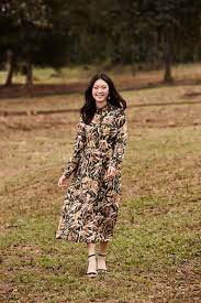 1 women's magazine for achiever women, helping them to live, play. Trust Christabel Chua To Bring On The Breeze When It 039 S Hot Outside Check Out Our Feminine And Effortlessly Cool Seasonal H Amp M Singapore Scoopnest
