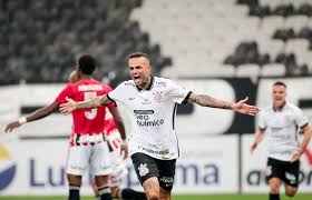 Próximos jogos do corinthians, resultados, vídeos, reforços, escalação e notícias do corinthians ao vivo. Luan Celebrates Appearance In Corinthians X Sao Paulo Trust Returns Sportsbeezer