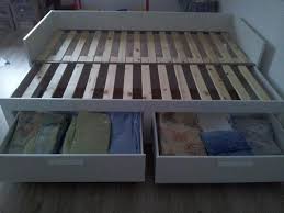 Wer kann sachdienliche hinweise zur. Ikea Brimnes Tagesbett Anleitung