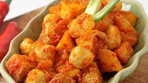 Potongan mungil ketiganya dipadukan sambal balado yang pedas sedikit berminyak. Resep Sambal Goreng Kentang Ayam Printil Pas Disantap Bersama Nasi Putih Hangat Tribun Pontianak