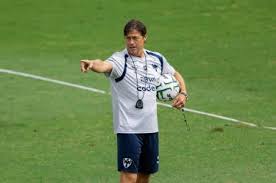 Almeyda responde a quejas por el arbitraje: 
