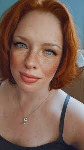 Erin Raasch (@eraaaaasch)