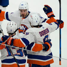 The new york islanders are a professional ice hockey team based in uniondale, new york. Islanders Win 5 4 To Take 3 2 Lead In Series Over Bruins National News Bally Sports