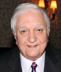 Juan Calles's Instagram, Twitter & Facebook