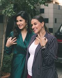 Katrina Sports An Emerald Green Number And A Pregnant Neha Stuck To A White Tee Bollywood Celebrities Most Beautiful Indian Actress Beautiful Indian Actress