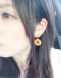 向日葵 イヤリング 受注製作 つまみ細工 ピアス つまみ細工 イヤリング
