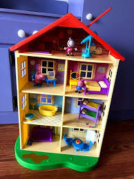 Tons of games, videos and activities for your little piggies to play and learn with. Peppa Pig Lights And Sounds Family Home Playset Off 63 Online Shopping Site For Fashion Lifestyle