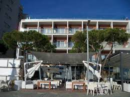 Hotel cosmopolita platja d aro. Chill Out Y Fachada Con Vista Al Mar Picture Of Cosmopolita Hotel Boutique Spa Platja D Aro Tripadvisor