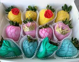 Birthday Chocolate Covered Strawberries Pinterest Pinterest Xobelin In 2020 Chocolate Covered Strawberries Bouquet Chocolate Strawberries Chocolate Covered Strawberries