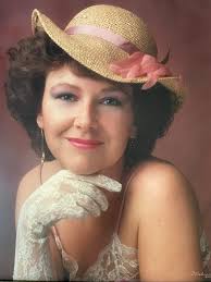 Grocery shopping in robes and slippers in the 70s