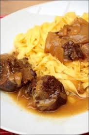 Joues De Bœuf Aux Echalotes Confites Happy Papilles Recette Joue De Boeuf Boeuf Echalote Confite