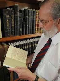 Icam lança catálogo de livros e documentos sobre a história e cultura de  Minas Gerais