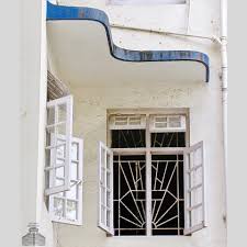 Art Deco Mumbai - Poised in perfection ...