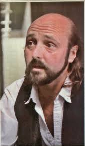 REPORTAJE A UNA NUEVA MENTALIDAD