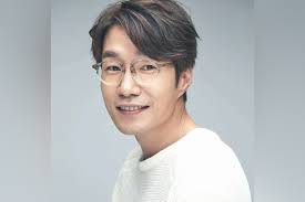 Priyana books quarters berth