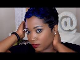 So for this video i wanted to show you guys how i achieve big voluminous curly hair. Messy Curls Waves Short Hair Tutorial Thehairazor Youtube