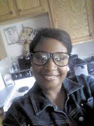 Renata Barnett's Instagram, Twitter & Facebook