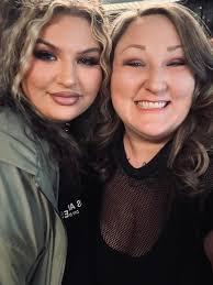 A big 𝗬𝗘𝗦 𝗜𝗙 𝗬𝗢𝗨 still loves Jelly Roll❤️✌️🎸