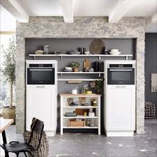 Eine Wunderschone Hacker Kuche Der Hersteller Ist Teil Unseres Sortiments Kuchenhauswinter Kuchenhaus Kuche Kuchen Luxuskuche Hacker Kuchen Haus Kuchen Und Landhauskuche
