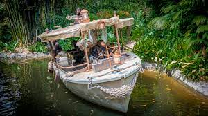 «черная вдова» выйдет в ноябре, «мулан» — в июле. Disneyland Jungle Cruise Makeover Leaves Out Natives And Shrunken Heads Deadline