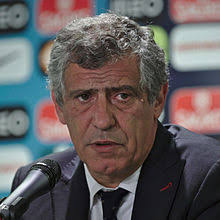 Na atualidade os treinadores devem dominar um conjunto de competências na. Fernando Santos Teknik Direktor Vikipedi