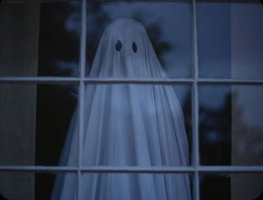 A Ghost Story (2017, David Lowery): Grief, Sorrow and Meloncholia –  Offscreen