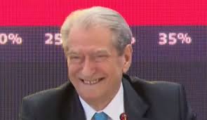 Pse Berishës i leverdis përplasja në PD?!