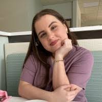 Julia Correll's Instagram, Twitter & Facebook