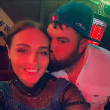 hello ￼￼guys come out to dukes tonite and support the Dover Patriots  varsity thanks everyone