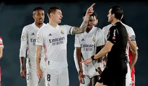 Realmadridhoy muestra los titulares de última hora del real madrid. Cg 6vuruhgkrnm