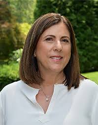 Stella Upton's Instagram, Twitter & Facebook